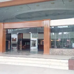 Отель Seasons Of International Airport ***